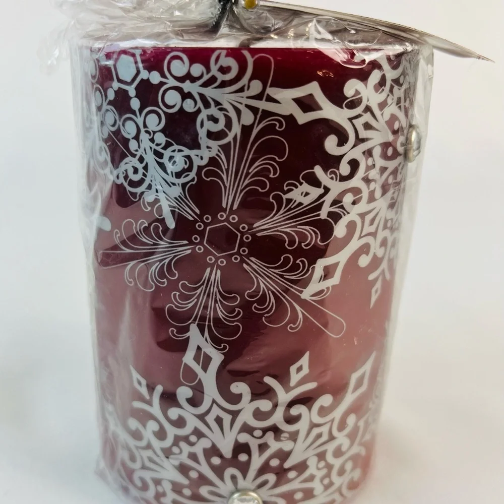 NEW Pier 1 Imports Snowflake Gem Holiday Glam Candles Deep Red/Burgundy Silver